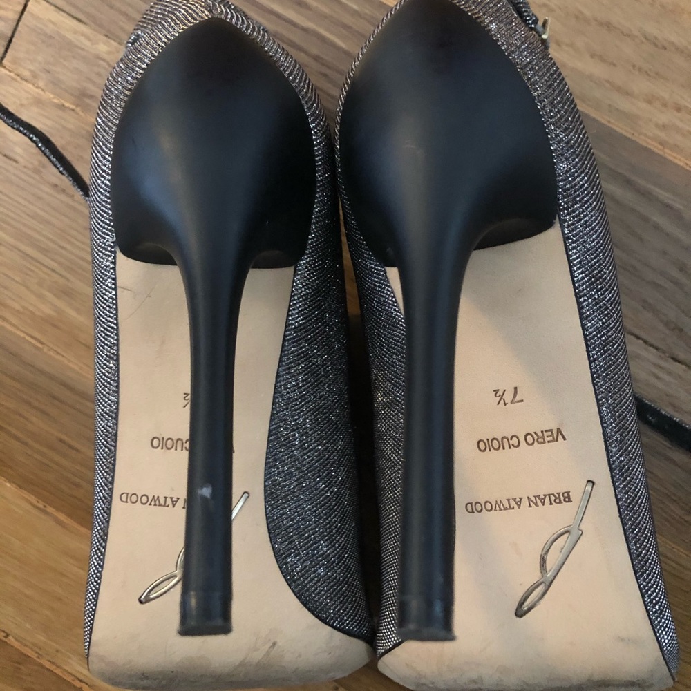 💖Brian Atwood ankle strap peep toe booties - Picture 6 of 8